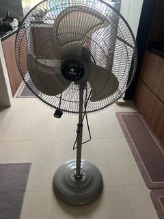 (Category: ) located in . Submitted by singasell123 (Listing ID 1388342455, Image 1). Description: .