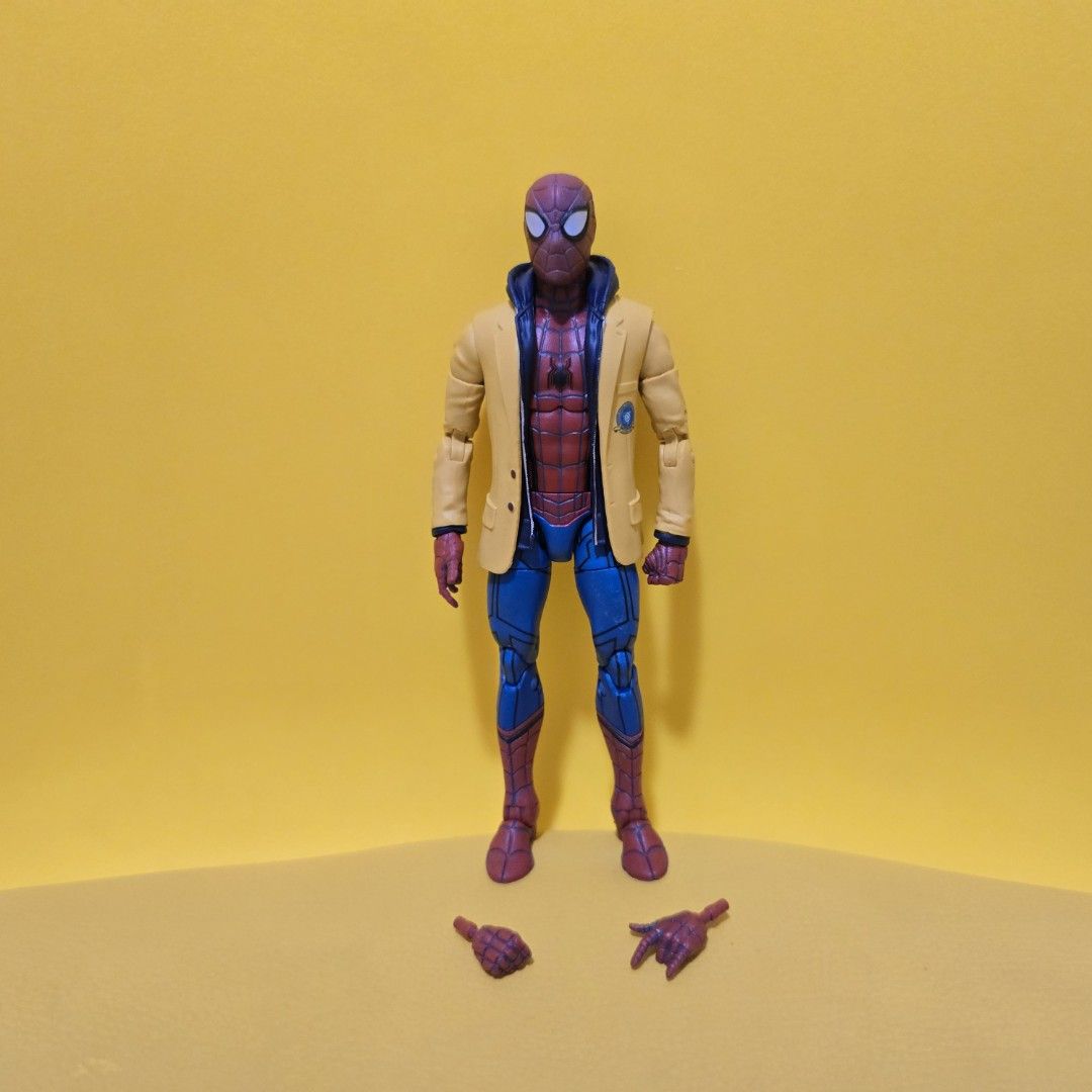 SPIDER-MAN YELLOW JACKET From Marvel Studios Spider-Man Homecoming 2 Pack Marvel Legends (Category: Coats, Jackets and Outerwear) located in Quezon City. Submitted by jasperstoyvault (Listing ID 1388399818, Image 1). Description: In good condition. No box. As is. Actual item posted. For pick up only via Lalamove or Grab Express. Novaliches QC area. BDO BPI GCash payment..