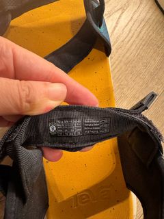 （分類：）位於 。 由 laurinabread 提交（商品編號 1388457566，圖片 1）。簡介： 。