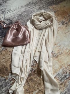(Category: ) located in . Submitted by shmoopthrift (Listing ID 1388399064, Image 1). Description: .