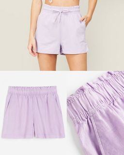 (Category: ) located in . Submitted by yourfaveclosetph (Listing ID 1388357418, Image 1). Description: .