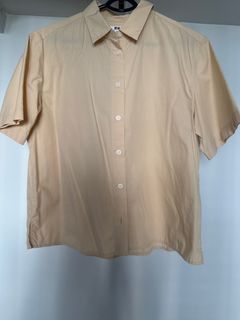 (Category: ) located in . Submitted by thewardrobereset (Listing ID 1388407078, Image 1). Description: .