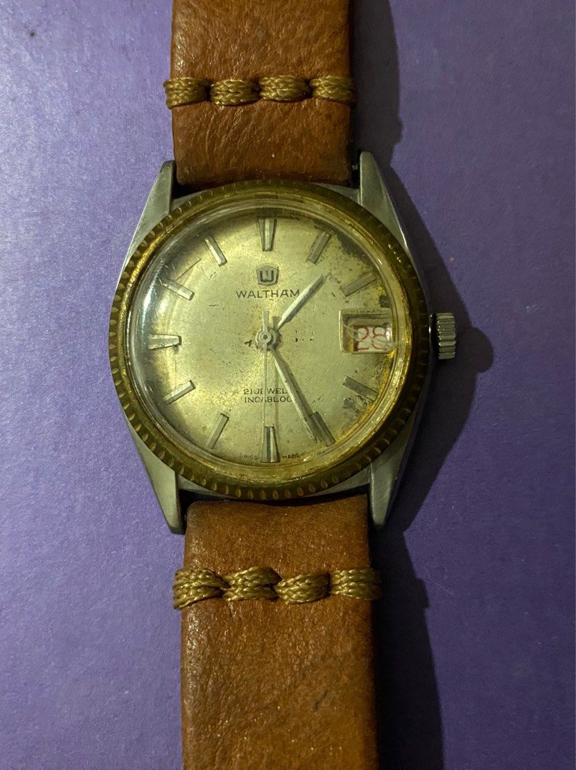 WATCH -WALTHAM all orig ANTIQUE (Category: Men's Watches) located in Makati City. Submitted by celebrityauctions (Listing ID 1388379739, Image 1). Description: The image shows a vintage Waltham wristwatch, specifically a model featuring a date complication and marked with “21 JEWEL INCABLOC” on the dial. Description: Brand and Model: The watch is a Waltham, likely a vintage model from the mid-20th century, possibly a “New Yorker” or similar line,