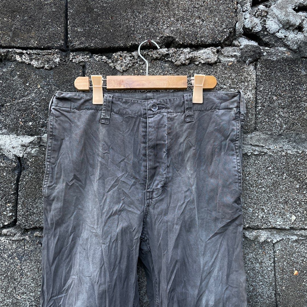 Visvim Gifford Pants Dmgd (Category: Chinos) located in Goa. Submitted by jackedstuff (Listing ID 1388324528, Image 2). Description: Size 3 on tag Fits 32-33 Length 41 Leg opening 9.