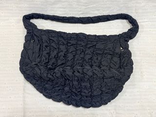 Purchased from WEGO Cloud-shaped Large Crossbody Bag64238419838083110