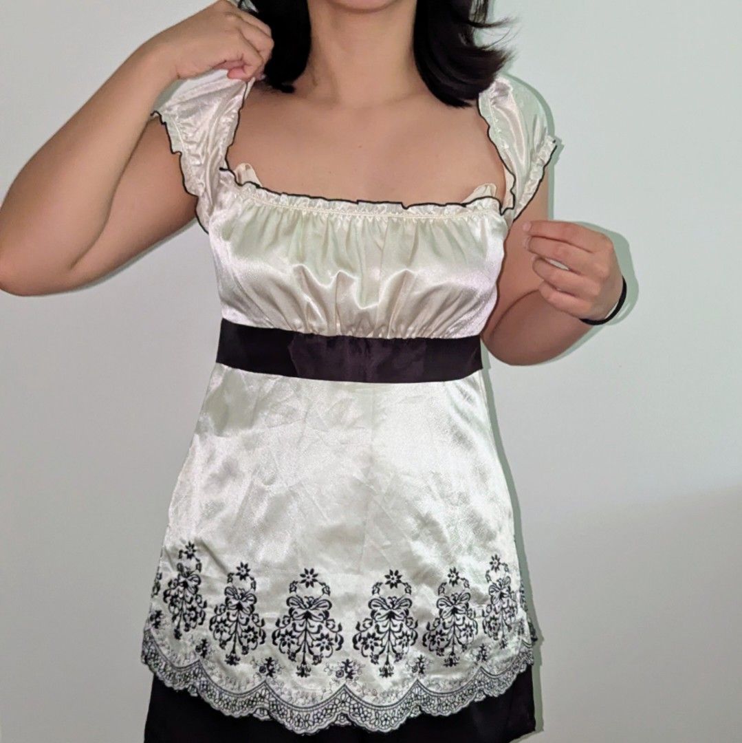 White Silk Babydoll Top (Category: Blouses) located in Los Banos. Submitted by heavens3nt (Listing ID 1388392547, Image 1). Description: - hard to let go - best fits S-M - helpful tags: silk, italian summer, ibiza, coquette, lana del ray.