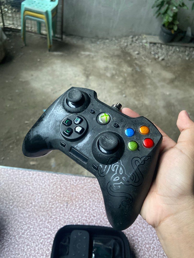 Xbox Razer Sabertooth Controller (UNTESTED) (Category: Controllers) located in Manila. Submitted by lezzhiedeals (Listing ID 1388457264, Image 3). Description: Xbox Razer Sabertooth Controller Buy your own will “As is where is” Strictly manage your expectation, hindi ko po siya natest mismo since wala akong xbox console. Location: Santa Mesa, Manila Shipping: Lalamove/ JNT/ LBC - can do unli test/video call This is untested — no return, no exchan