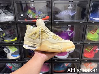 由 xh._.sneakers (刊登 ID 1388493362，圖片 1) 提交，位於 的 (類別：)，說明：。