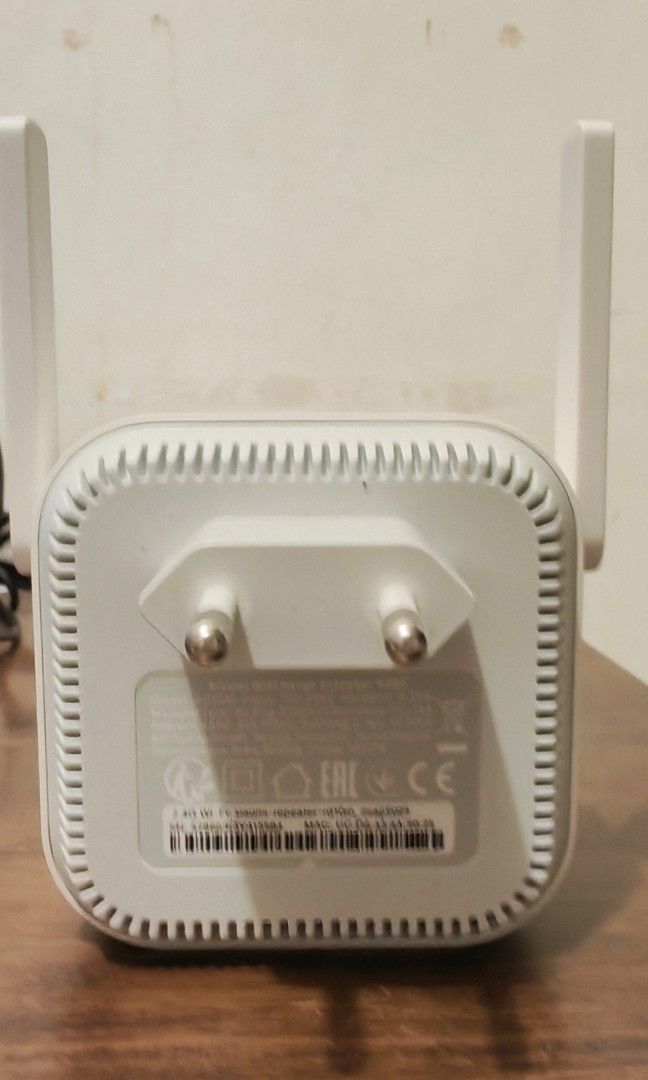 Xiaomi Wifi Range Extender N300 2nd Hand (Category: Networking) located in Mandaluyong City. Submitted by odaysmith (Listing ID 1388457943, Image 3). Description: Xiaomi Wifi Range Extender N300 2nd Hand Good as New bought last june with box rfs: new network setup.
