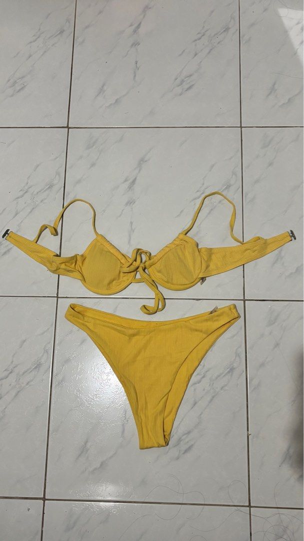 Yellow bikinit set (Category: Bikinis & Swimsuits) located in Manila. Submitted by mxryldrn (Listing ID 1388428487, Image 1). Description: No flaws. .