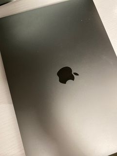 2017 Apple MacBook Pro 13-inch64210511238402110