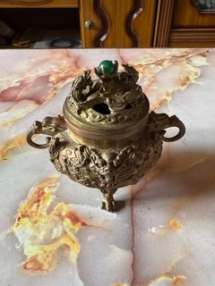 (Category: ) located in . Submitted by antique_malaya (Listing ID 1388693529, Image 1). Description: .