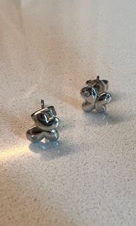 周生生 蝴蝶鉑金耳環64246336658946110