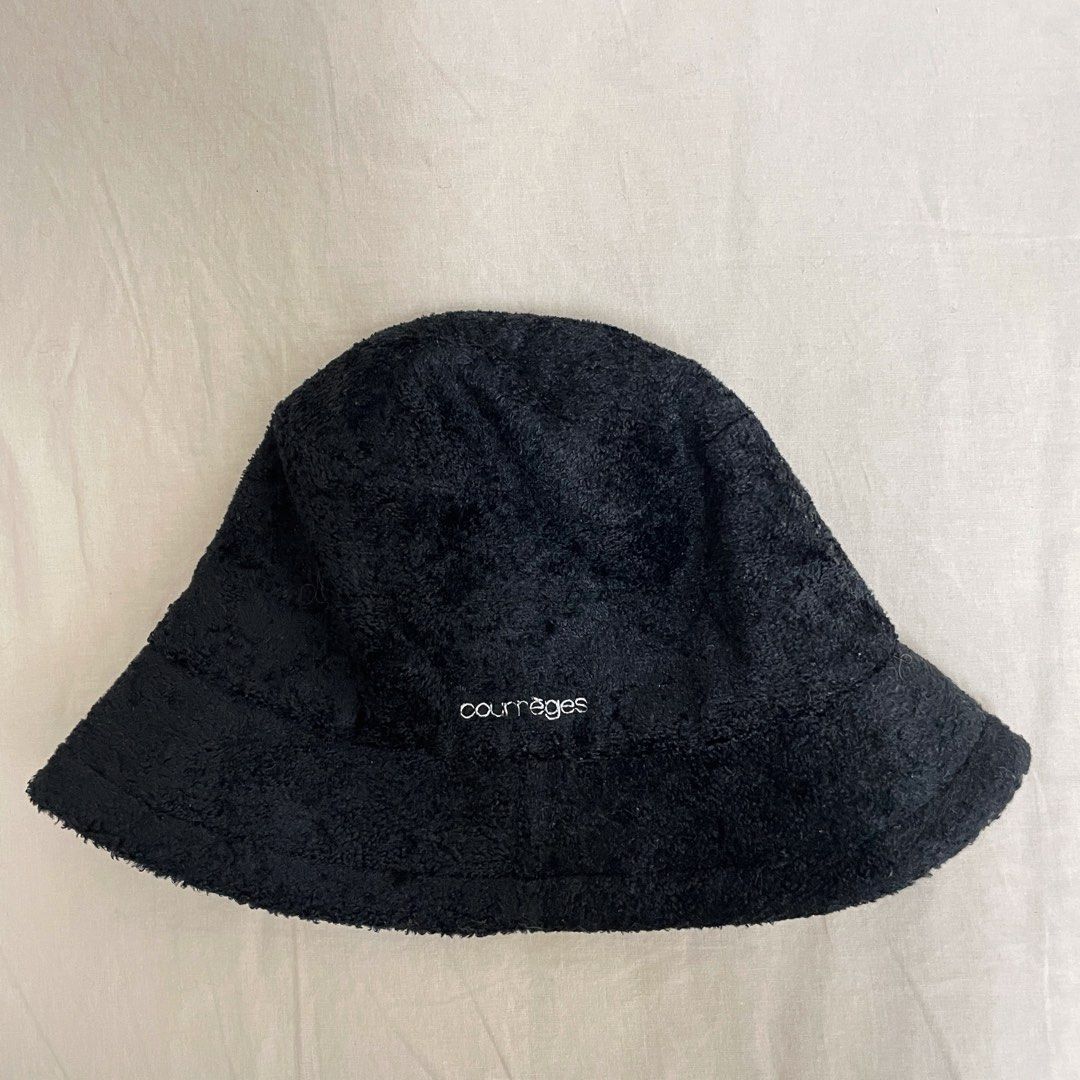 近全新) 法國設計師品牌Courrèges黑色漁夫帽毛料水桶帽盆帽courreges潮流時尚小眾品牌女生男生中性兒童帽子二手, 名牌精品,  精品配件在旋轉拍賣