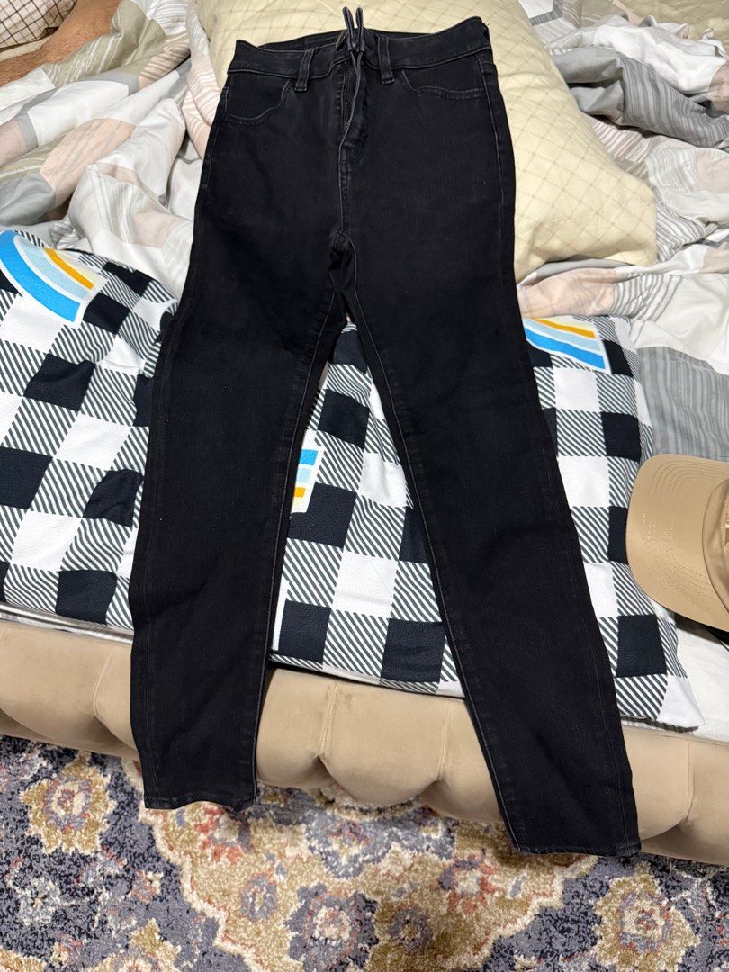 American Eagle Black denim (Category: Jeans) located in Quezon City. Submitted by jiafoo (Listing ID 1388577592, Image 1). Description: Black American Eagle Denim.