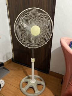 (Category: ) located in . Submitted by giannedzb (Listing ID 1388628176, Image 1). Description: .
