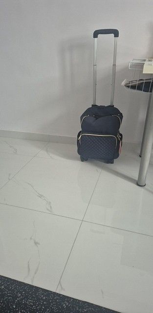 Backpack (Category: Backpacks) located in Singapore. Submitted by hitty75 (Listing ID 1388542466, Image 3). Description: used few times.