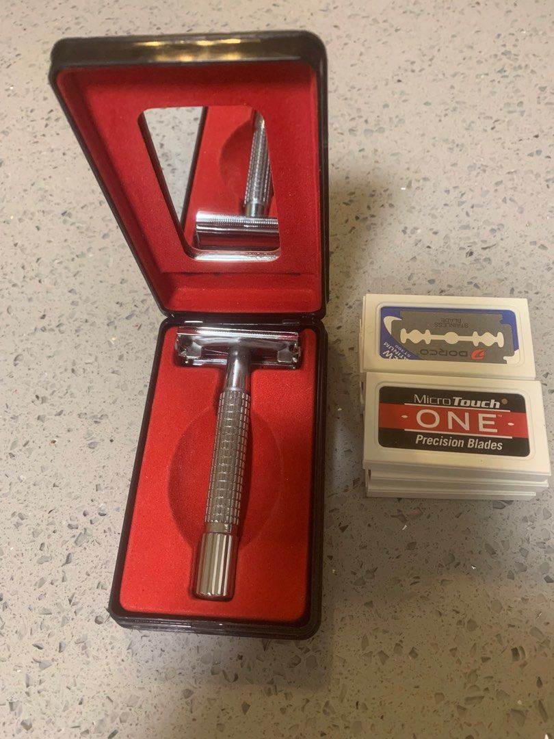 Imported Classic Safety Razor with Case + Blades (US Import) (Category: Everything Else Others) located in Bacoor. Submitted by pipsniper (Listing ID 1388631067, Image 1). Description: Experience a traditional barbershop-style shave with this premium double-edge safety razor, imported from the USA. Crafted with a solid metal handle and textured grip, it ensures a smooth, close, and comfortable shave every time. This set comes in a red velvet-line