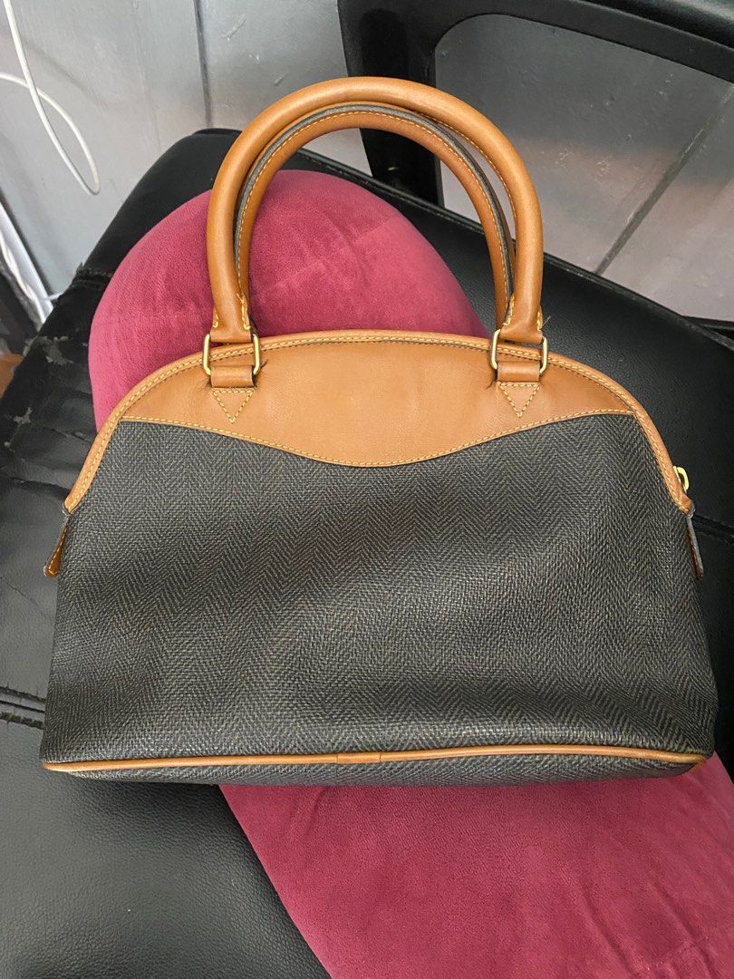 Didier lamarthe dome bag (Category: Luxury Bags & Wallets) located in Santa Rosa. Submitted by rjplpreloved (Listing ID 1388507058, Image 2). Description: Didier Lamarthe paris brand bag still in good hand bag in dome shape Mop: gcash or bank only Courier: j&t.