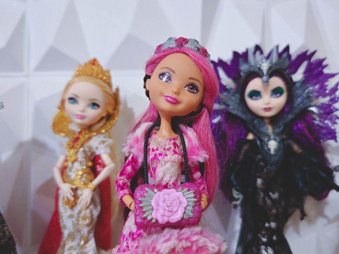 Ever After High - Briar Beauty (Category: Kids Toys) located in Manila. Submitted by mik0509 (Listing ID 1382082218, Image 2). Description: PRELOVED As is where is WHAT YOU SEE IS WHAT YOU GET Price is negotiable.