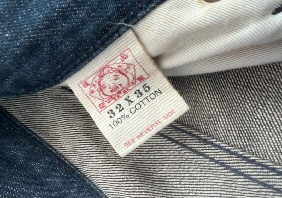 Evisu (Category: Jeans) located in Guar Chempedak. Submitted by geraiakok (Listing ID 1388655488, Image 3). Description: Evisu Selvedge Jeans w butthit W32 🔒300MYR.