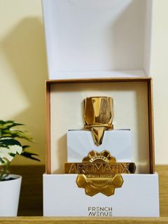 （分類：）位於 。 由 perfumedboss 提交（商品編號 1388685356，圖片 1）。簡介： 。