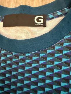 Givenchy tee tshirt top uniqlo a&f abercrombie & fitch64239723387906110