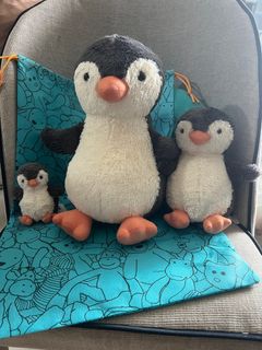 (Category: ) located in . Submitted by jellycatgogogo (Listing ID 1388516297, Image 1). Description: .