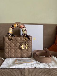 (Category: ) located in . Submitted by luxaccount (Listing ID 1388630857, Image 1). Description: .