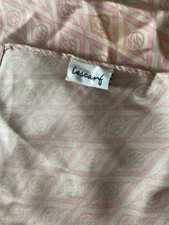 (Category: ) located in . Submitted by thepetitepopup (Listing ID 1388512882, Image 1). Description: .