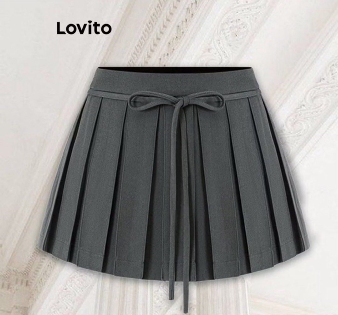 Lovito pleated skirt (Category: Skirts) located in Pasig City. Submitted by daph29 (Listing ID 1388667870, Image 1). Description: .