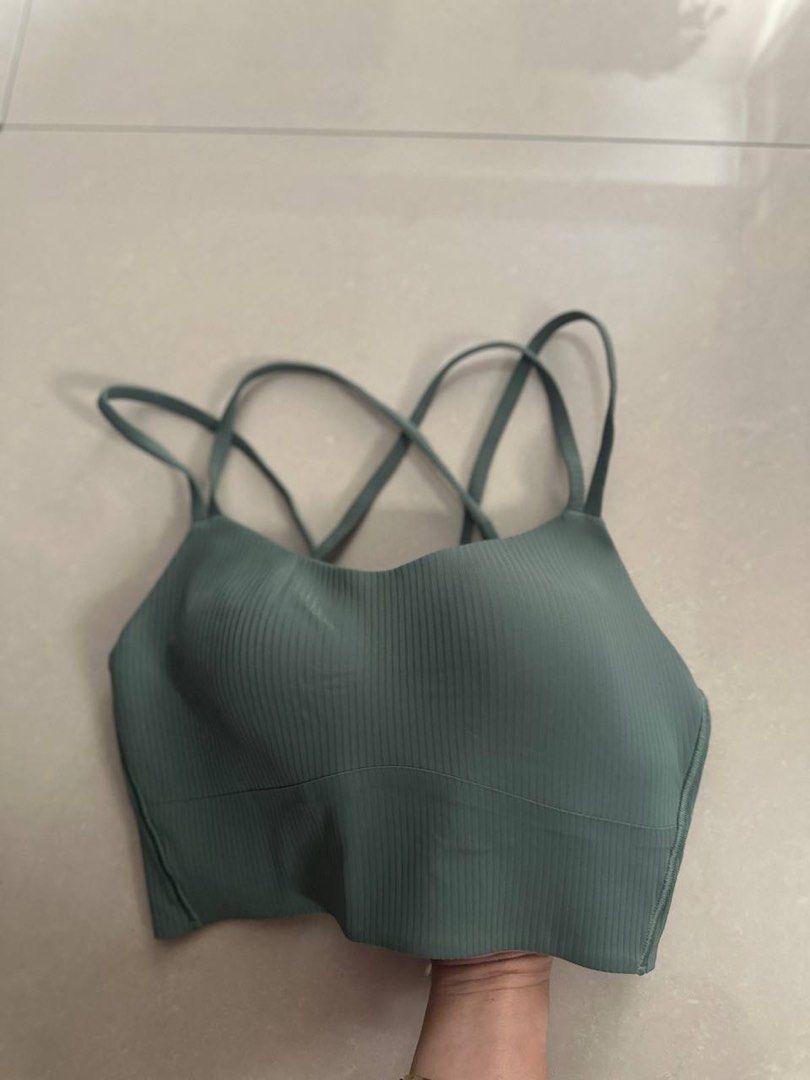 Lululemon sports bra sage (original) (Category: Activewear) located in Quezon City. Submitted by thirdy1 (Listing ID 1388511657, Image 3). Description: Lululemon sports bra sage (original) S size US Store bought Removed tag Worn twice RFS -preferred M size.