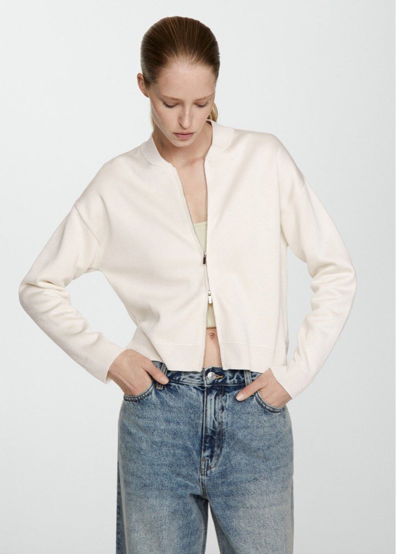 Mango zip cardigan sweater plussize (Category: Coats, Jackets and Outerwear) located in Kuala Lumpur. Submitted by prelovedbyadz (Listing ID 1388699581, Image 1). Description: Worn once.