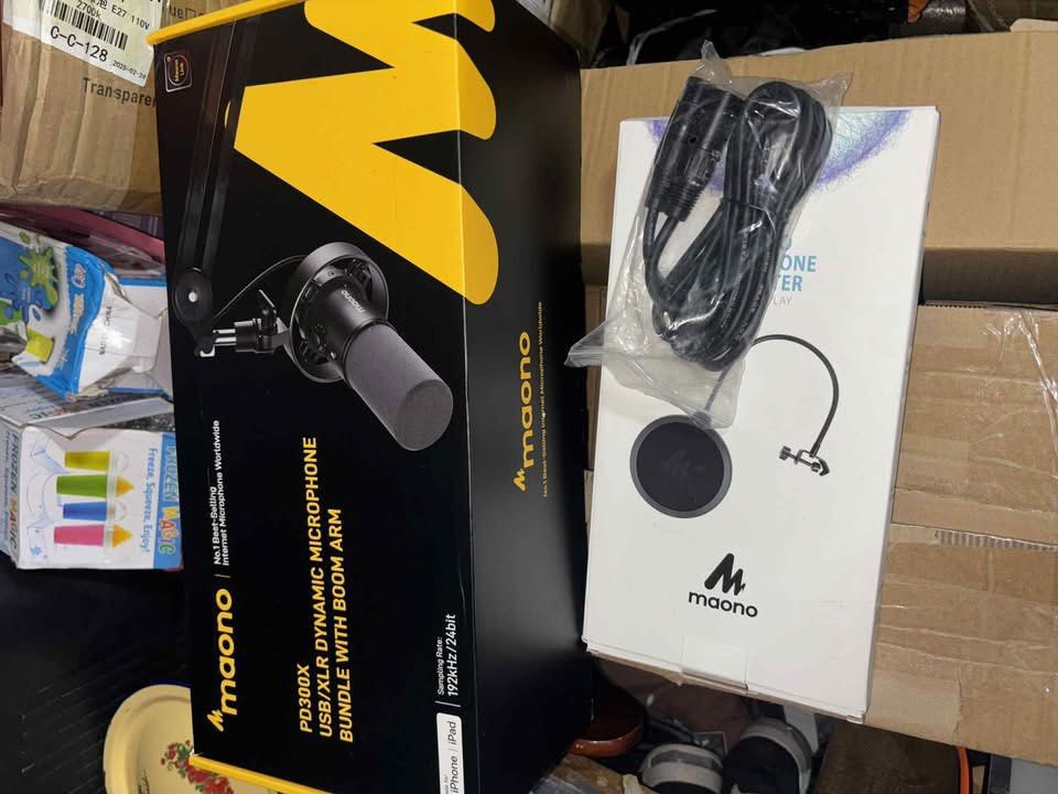 Maono PM325T Podcast Condenser Microphone (Category: Microphones) located in Mandaluyong City. Submitted by diafazar (Listing ID 1388655237, Image 2). Description: .
