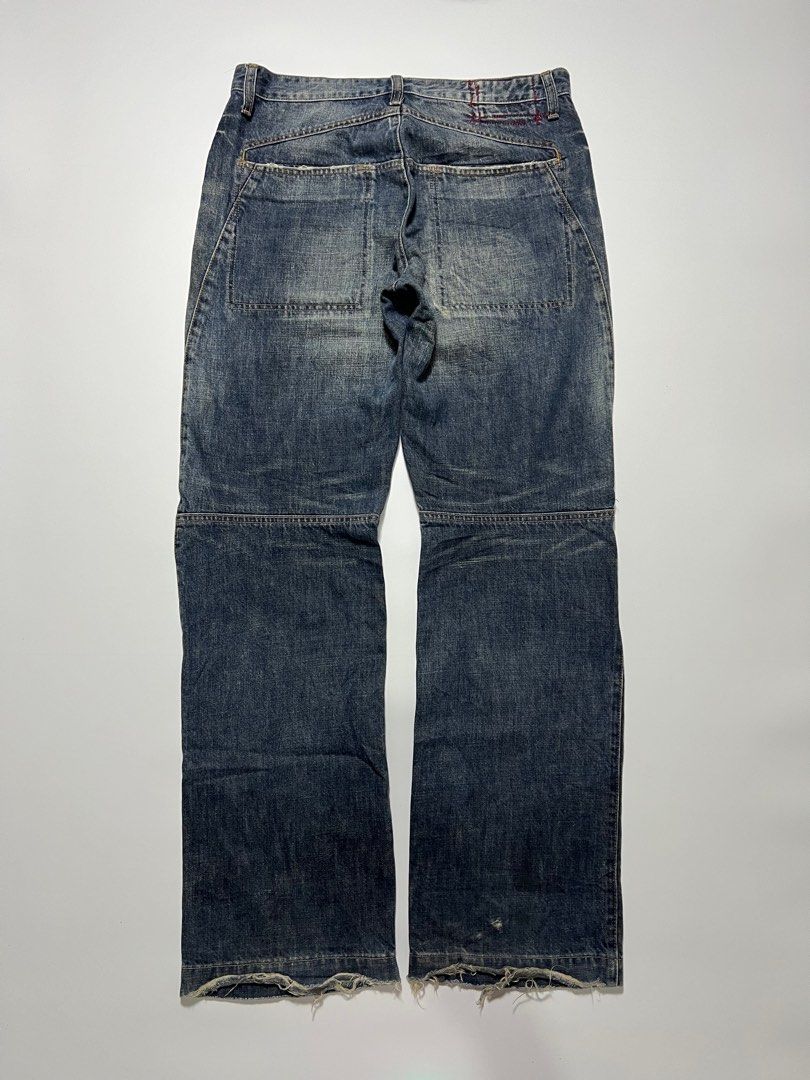 Marithe Francois Girbaud MFG Rectangular Front Pocket Double Knee Distressed Jeans (Category: Jeans) located in Santa Cruz. Submitted by gtasantacruz (Listing ID 1388522038, Image 2). Description: Marithe Francois Girbaud Rectangular Front Pocket Double Knee Distressed Baggy Pants Size 34 Excellent condition No issue Waistline • 34 Length •43 Openleg • 10 Direct message for fast transaction📩 📍Laguna.