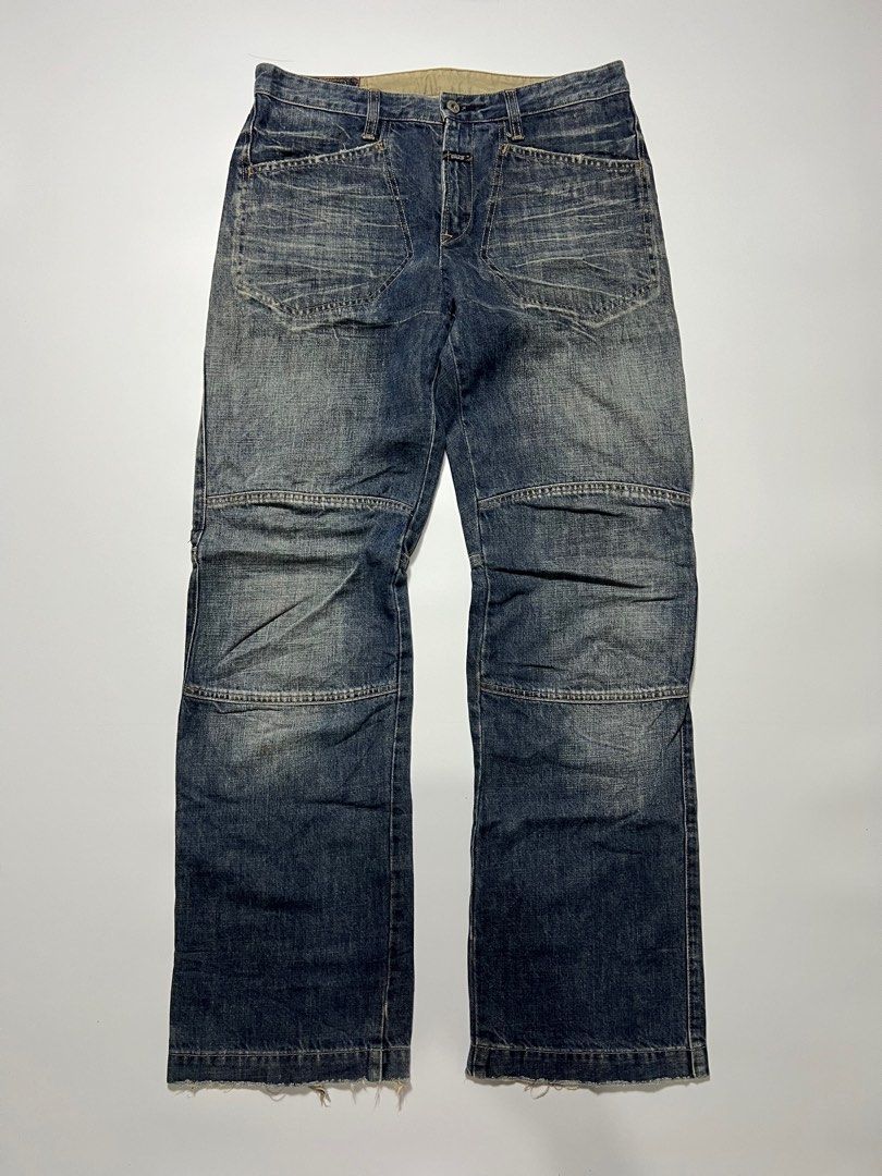Marithe Francois Girbaud MFG Rectangular Front Pocket Double Knee Distressed Jeans (Category: Jeans) located in Santa Cruz. Submitted by gtasantacruz (Listing ID 1388522038, Image 1). Description: Marithe Francois Girbaud Rectangular Front Pocket Double Knee Distressed Baggy Pants Size 34 Excellent condition No issue Waistline • 34 Length •43 Openleg • 10 Direct message for fast transaction📩 📍Laguna.