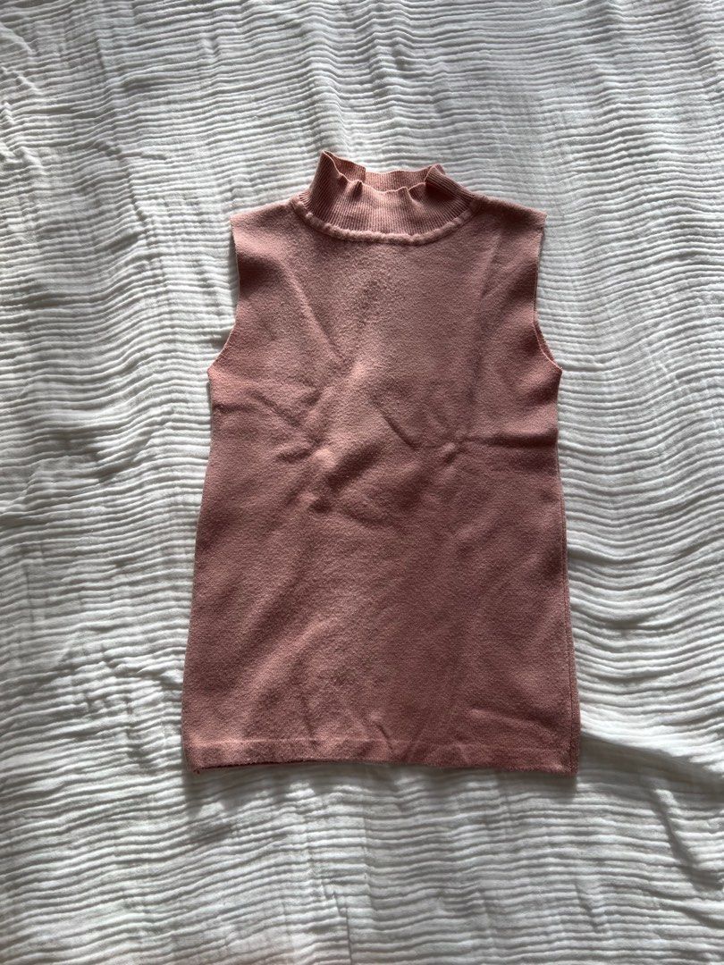 NAVA Pink Sleeveless Turtleneck Top (Category: Sleeveless) located in Antipolo. Submitted by prebym_ (Listing ID 1388619558, Image 2). Description: .