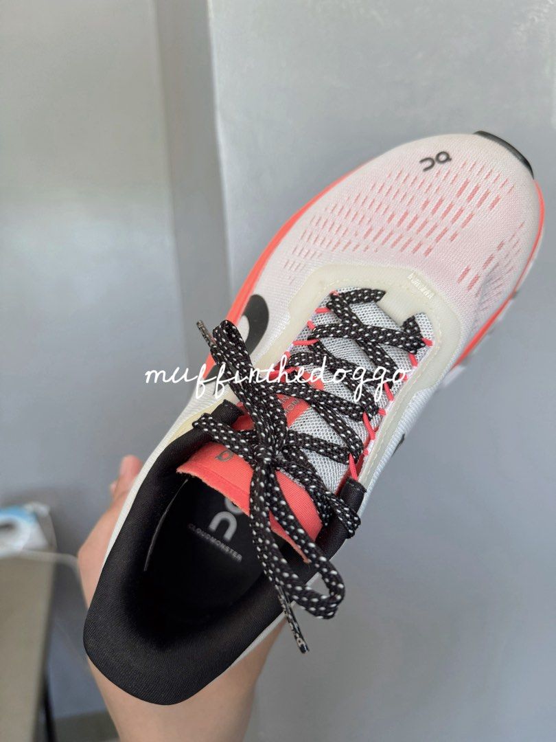On Cloudmonster 2 (Category: Sneakers) located in San Fernando. Submitted by muffinthedoggo (Listing ID 1388587708, Image 3). Description: ON Cloudmonster 2 ✨ 22.5 cm ✨original, in superb pristine condition ✨slightly used for short walks ✨comfy!! ✨no discolorations/ damages ✨buyer shoulders the SF ✨ RFS: I don’t do long runs/ marathon. I prefer doing walks 😂.