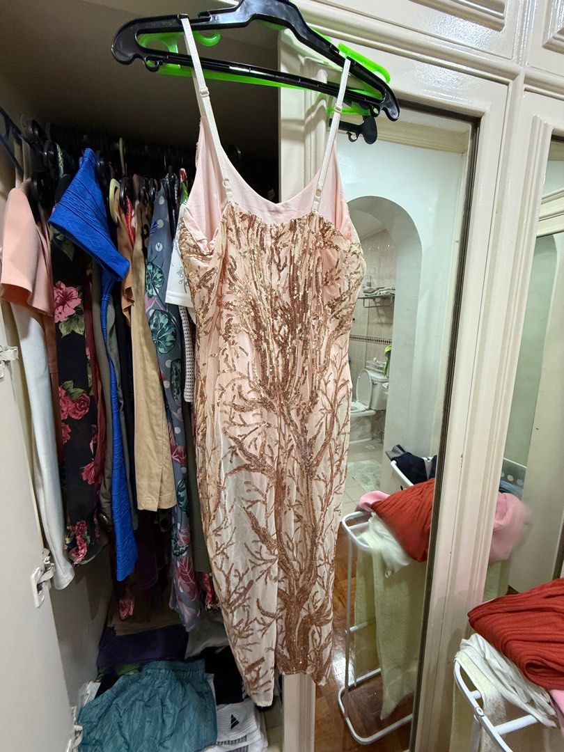 Pink sheer sequin dress (Category: Evening dresses & gowns) located in Quezon City. Submitted by jiafoo (Listing ID 1388567214, Image 3). Description: Pink sheer dress with inner body fit. .