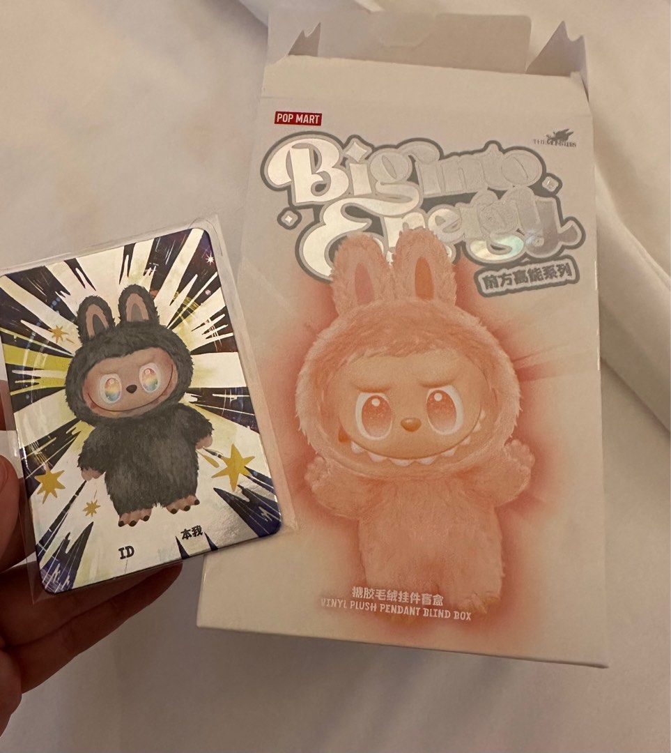 Pop Mart Labubu 3.0 隱藏版, 興趣及遊戲, 玩具& 遊戲類- Carousell