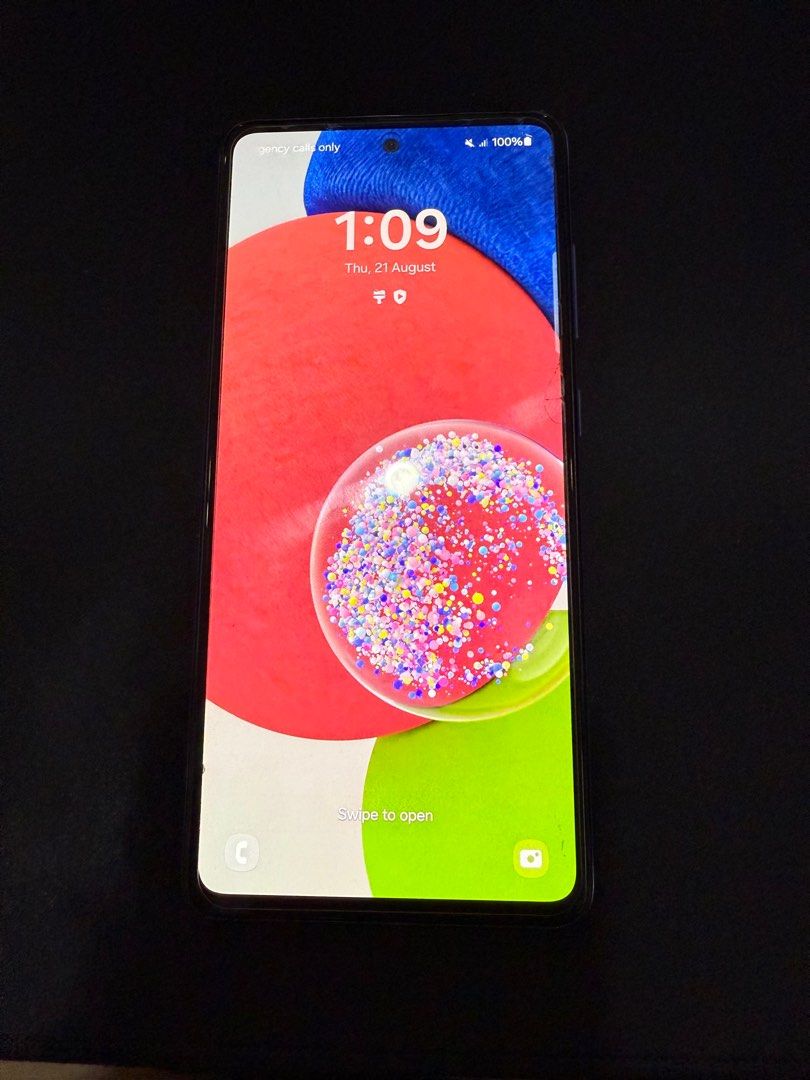 Samsung a52s (Category: Samsung) located in Rodriguez. Submitted by eyakeya (Listing ID 1388503048, Image 1). Description: Unit and case only Extra phone Price negotiable.
