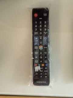 （分類：）位於 。 由 sarahhoty 提交（商品編號 1388634756，圖片 1）。簡介： 。