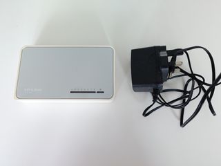 TP-Link 8-Port Ethernet Switch475976312061306880