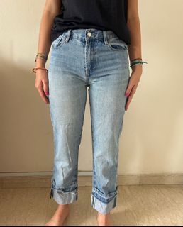 (Category: ) located in . Submitted by chafikislooks (Listing ID 1388683402, Image 1). Description: .