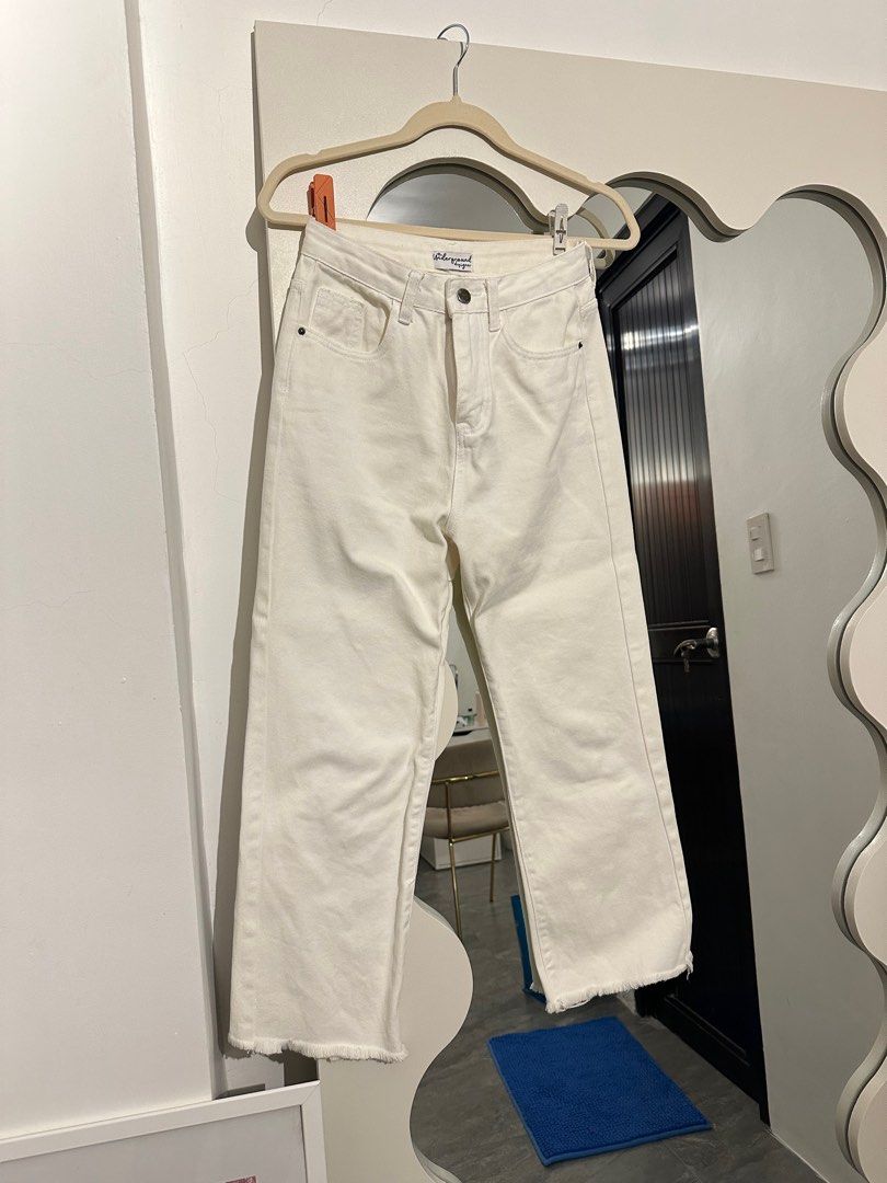 White highwaist pants (Category: Jeans) located in Marilao. Submitted by pgbdc (Listing ID 1388628296, Image 2). Description: - white highwaist pants - very hard denim and good condition - waist: 26in length: 35in - from underground designer.