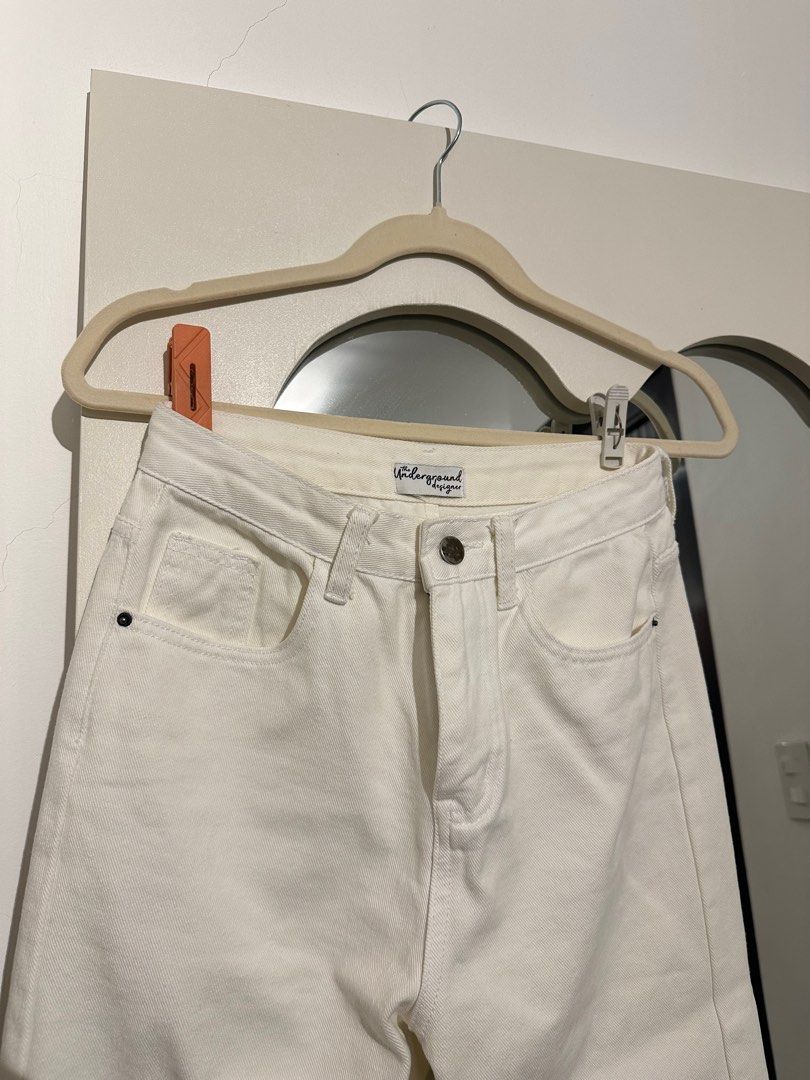 White highwaist pants (Category: Jeans) located in Marilao. Submitted by pgbdc (Listing ID 1388628296, Image 1). Description: - white highwaist pants - very hard denim and good condition - waist: 26in length: 35in - from underground designer.