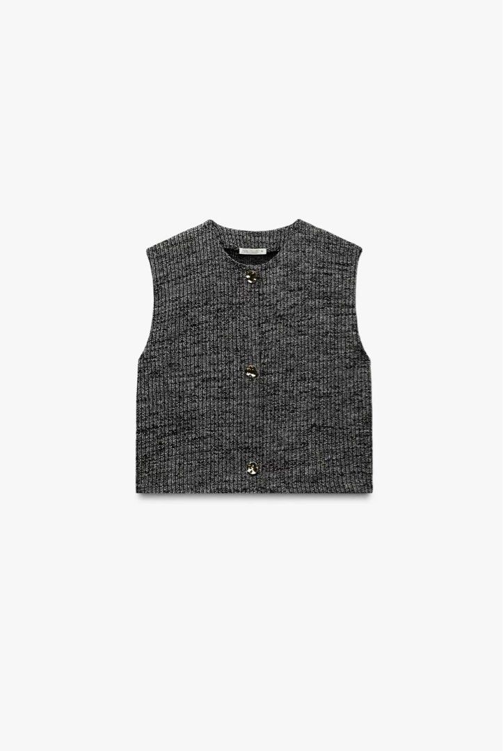 ZARA Top (Category: Sleeveless) located in Santa Rosa. Submitted by poshthreadsph (Listing ID 1388512270, Image 1). Description: Brandnew with tags‼️‼️‼️ 💯Original not overruns ☝️NO ACTUAL PHOTOS, WHAT YOU SEE IS WHAT YOU GET 📍SIZE: Medium 🎨Color may vary due to lighting 🖤No haggling for brandnew items ❤️ Shipping: Gogo Express, J&t, Lalamove 📍No shipping every sun.