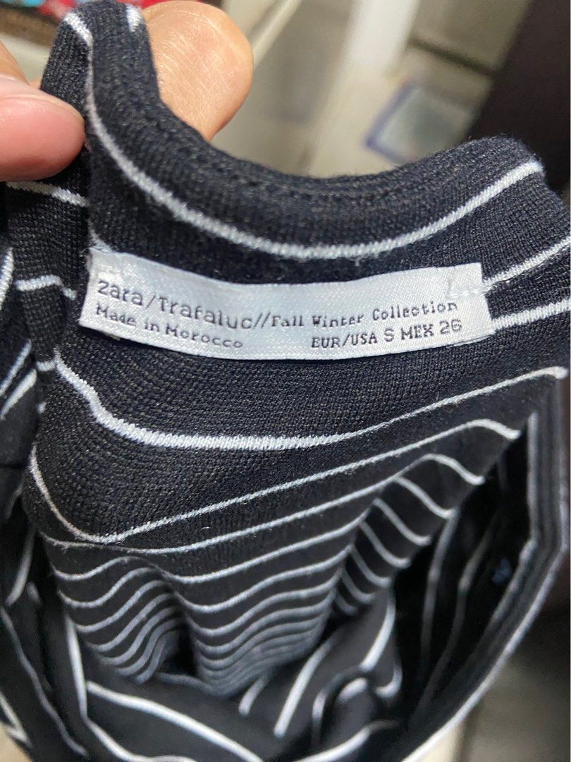 Zara dress (Category: Dresses) located in Taguig. Submitted by macxdinglas (Listing ID 1388617672, Image 2). Description: Auth From US S-M.