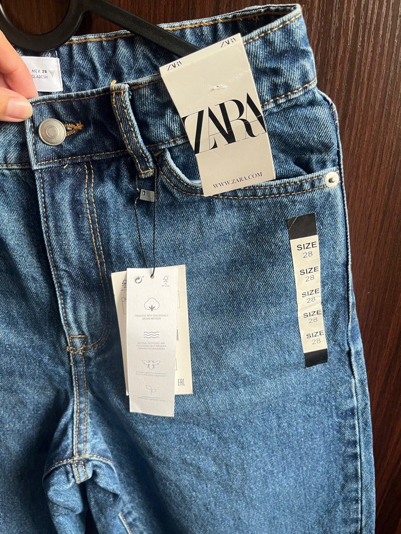 Zara Dresses and Pants take all (Category: Jeans) located in Quezon City. Submitted by aannnnee28 (Listing ID 1388634244, Image 3). Description: Zara dresses and pants. Fits medium. 2 maxi dress and 2 pants for 1200..