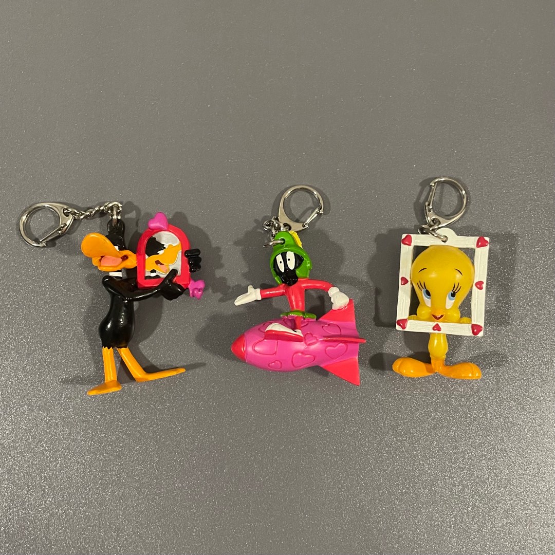 翠兒公仔 翠兒 中古 公仔 tweety bird 掛件 掛飾 吊飾 生日禮物 送禮 卡通 實用 日用品 鎖匙扣 keychain, 興趣及 ...